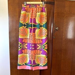 ZARA printed pants size XS